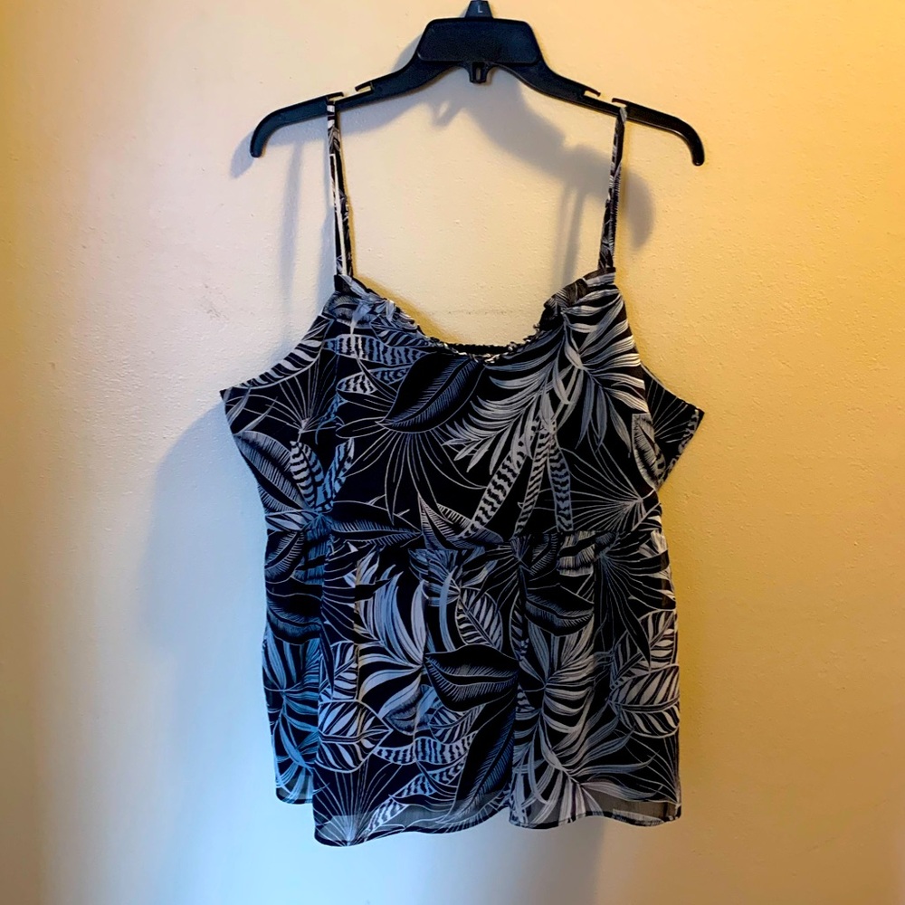 Banana republic tropical print crop tank.